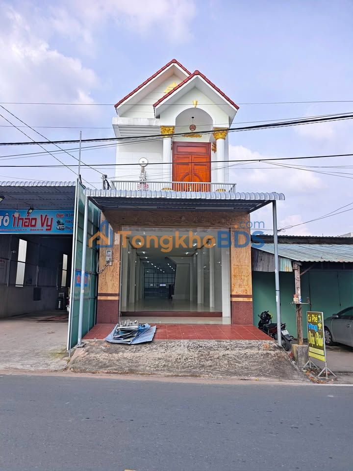 FrontHouse Truong Vinh Nguyen Can Tho 206m2 4.4 tỷ - Chính chủ ban