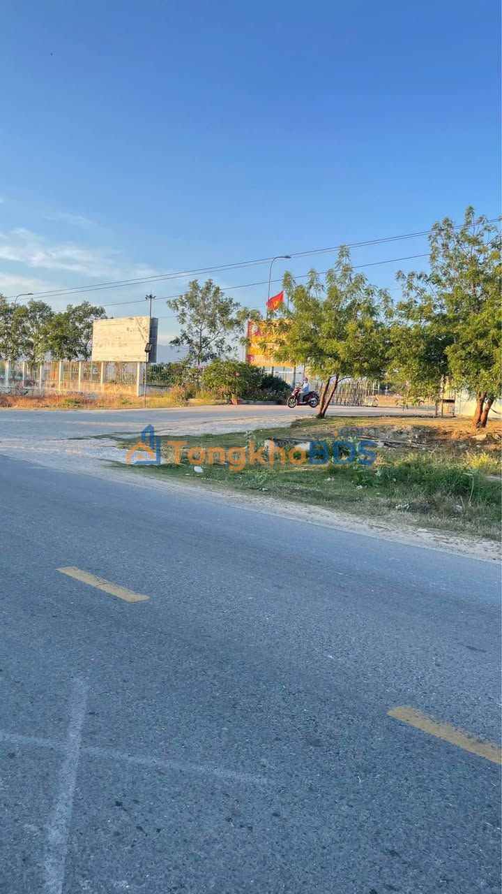 Đất nền Đường 704 Phan Rang 200m² 1.1 tỷ - Sổ đỏ chính chủ