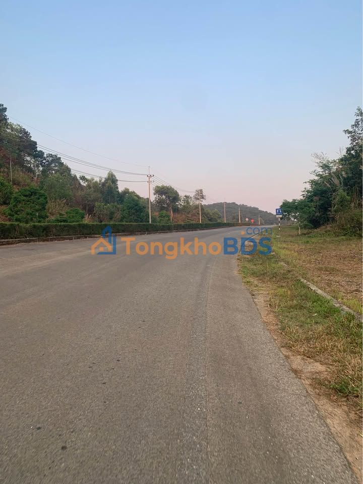 Đất nền T18 Đăk Hà 30000m² 1 tỷ - Đường to ô tô