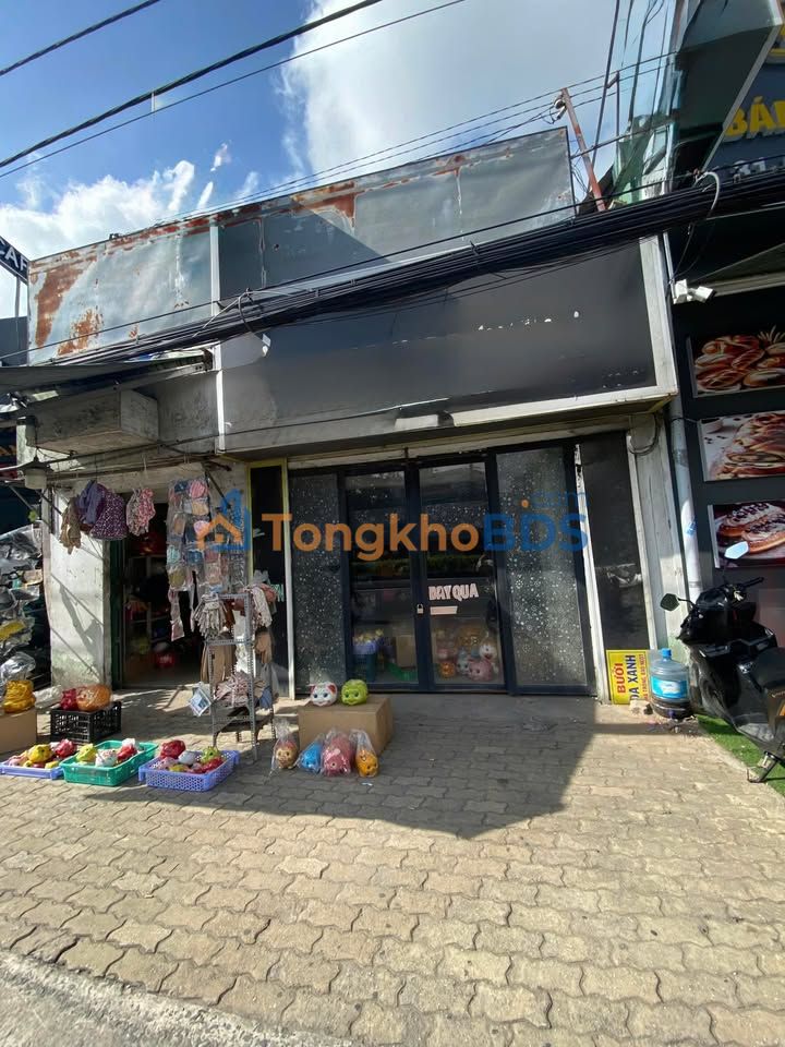 Nhà phố Nguyễn Văn Linh 120m² giá 16tr - Mặt tiền kinh doanh