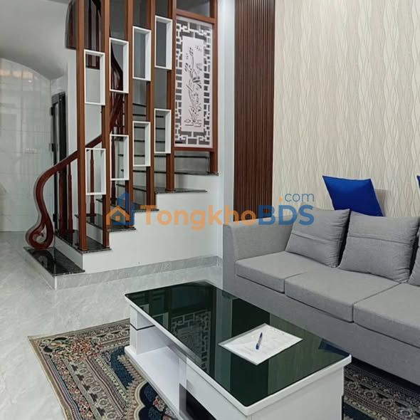 Nhà Nguyễn Khoái 32m² giá 6 tỷ - Chính chủ bán ngõ rộng