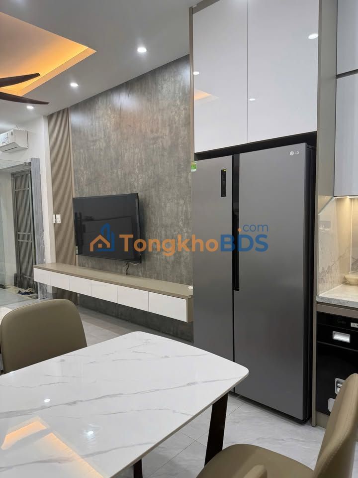 Nhà Bồ Đề Long Biên 42m2 12.6 tỷ - Oto vào tận nhà