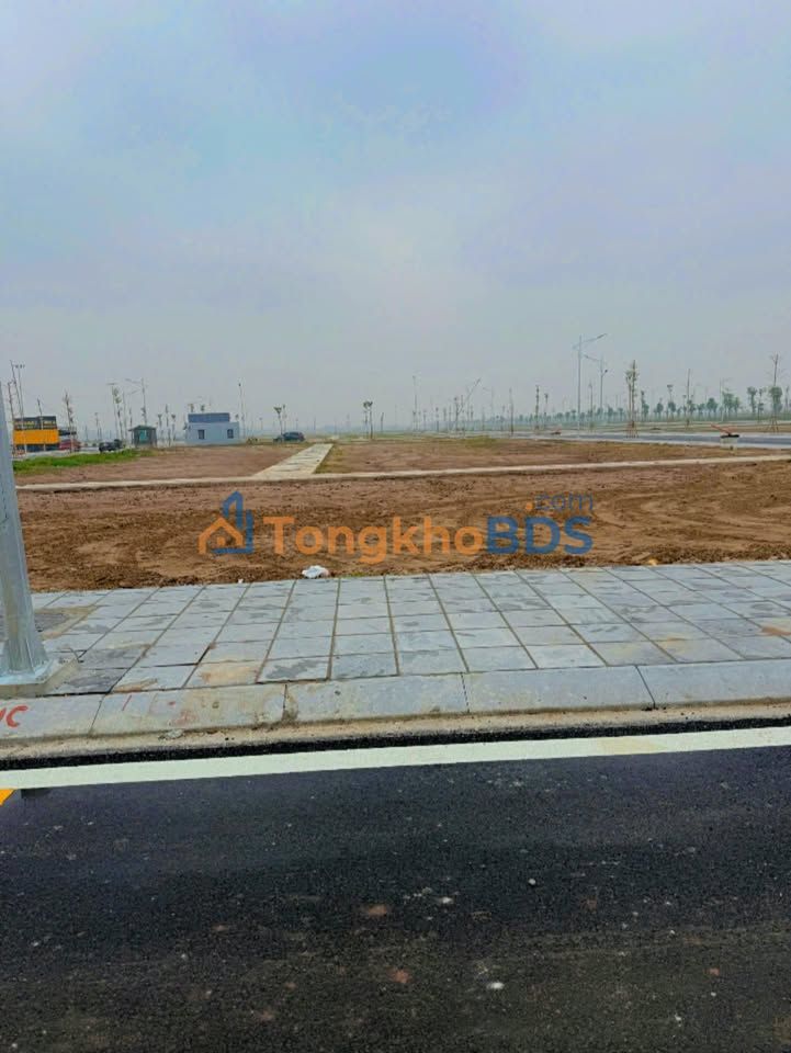 Đất nền KĐT Đồng Đầm GĐ2 Tiền Hải 94m² 1.8 tỷ - Đường ô tô