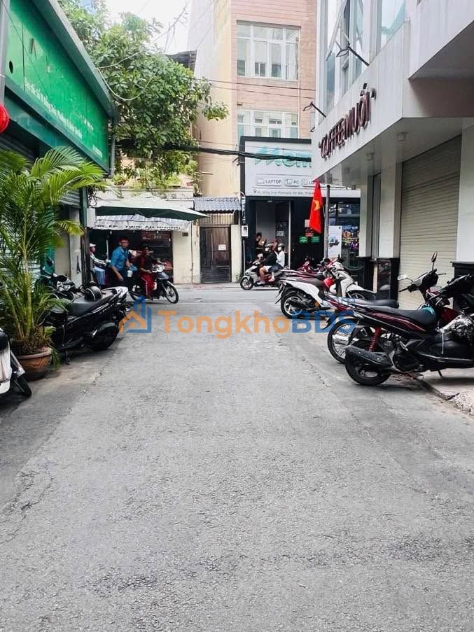 Nhà Hoàng Hoa Thám Q10 140m2 30tr - Kinh doanh sầm uất