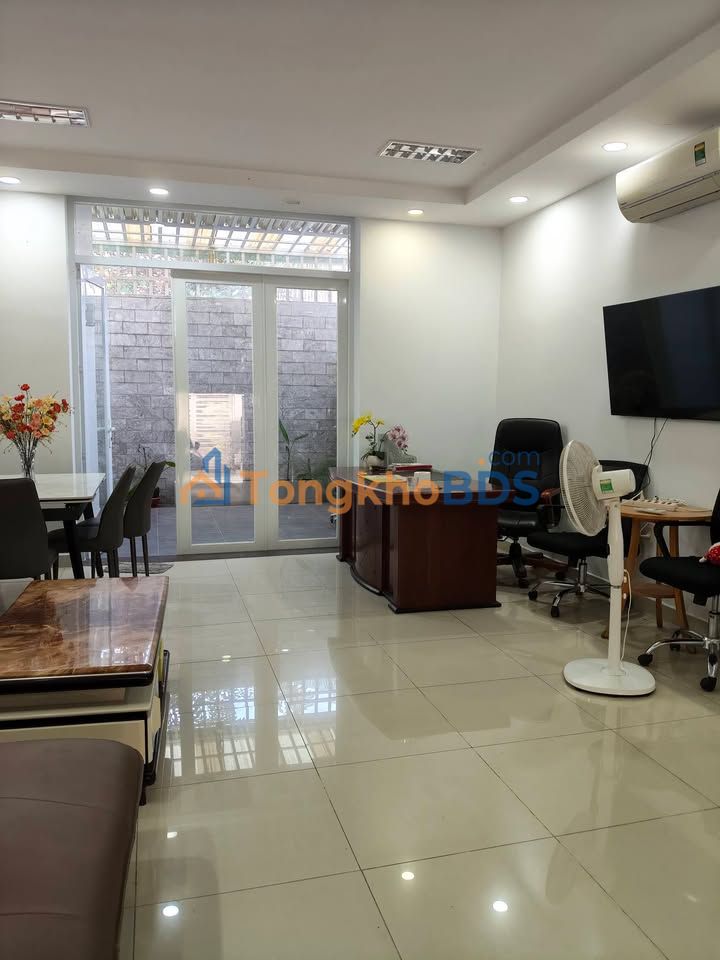 Nhà nguyên căn Phú Thuận Q7 100m2 30 triệu/tháng - Full nội thất sẵn ở