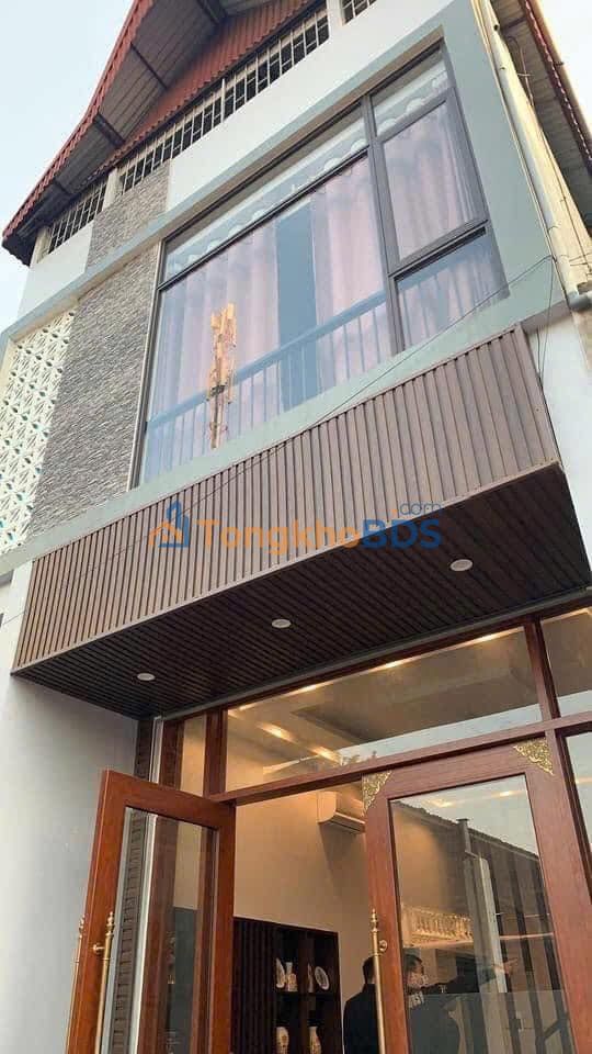 Nhà Hải Thành Sầm Sơn 200m² giá 3.6 tỷ - Ô tô vào tận nhà