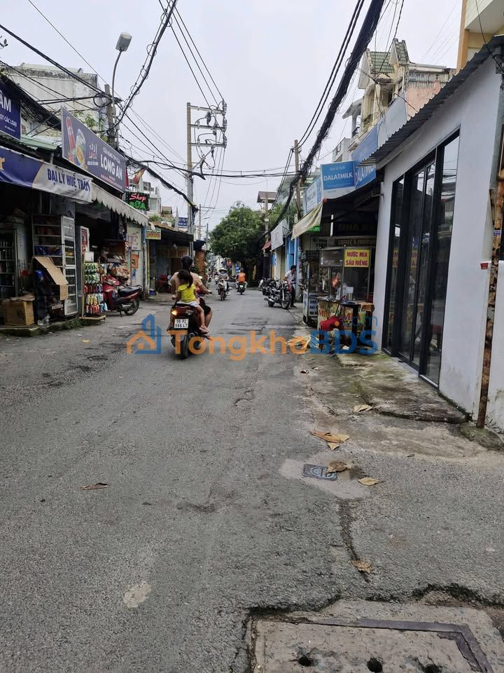 Nhà mặt tiền Huỳnh Văn Nghệ P12 Gò Vấp 15 triệu - Mặt tiền kinh doanh