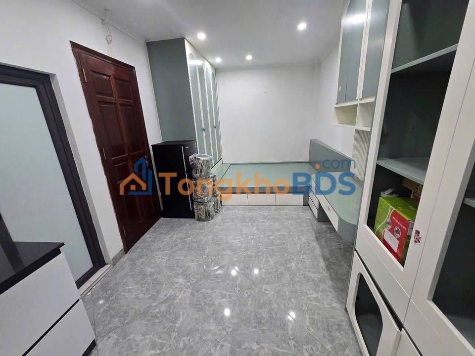 Nhà Kim Giang Thanh Trì 50m2 thỏa thuận - Ô tô vào nhà