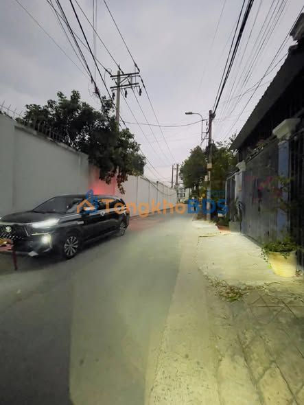 Đất nền Võ Văn Hát Q9 107m² 5.5 tỷ - Đường ô tô