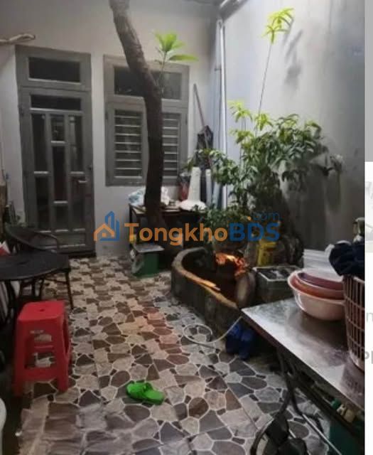 Nhà hẻm Huỳnh Tấn Phát Q7 49m² 10,5 triệu - Ô tô vào tận nhà