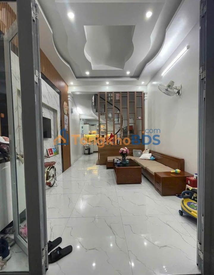Nhà phố Văn Cao Ngô Quyền 40m² 2,86 tỷ: Vị trí đẹp