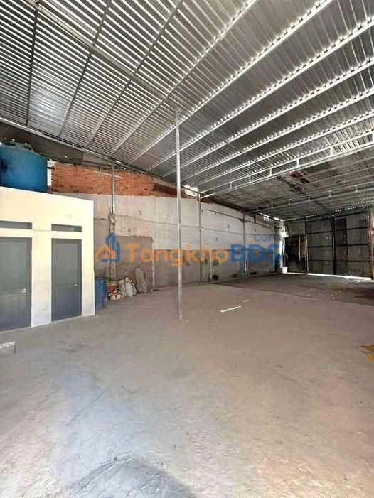 Kho cho thuê Bình Tân 181m² 15tr - Hoạt động ngay