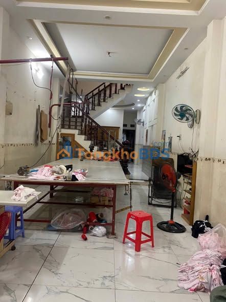 Nhà riêng Bình Tân 104m² 13 triệu - Sẵn sàng ở ngay