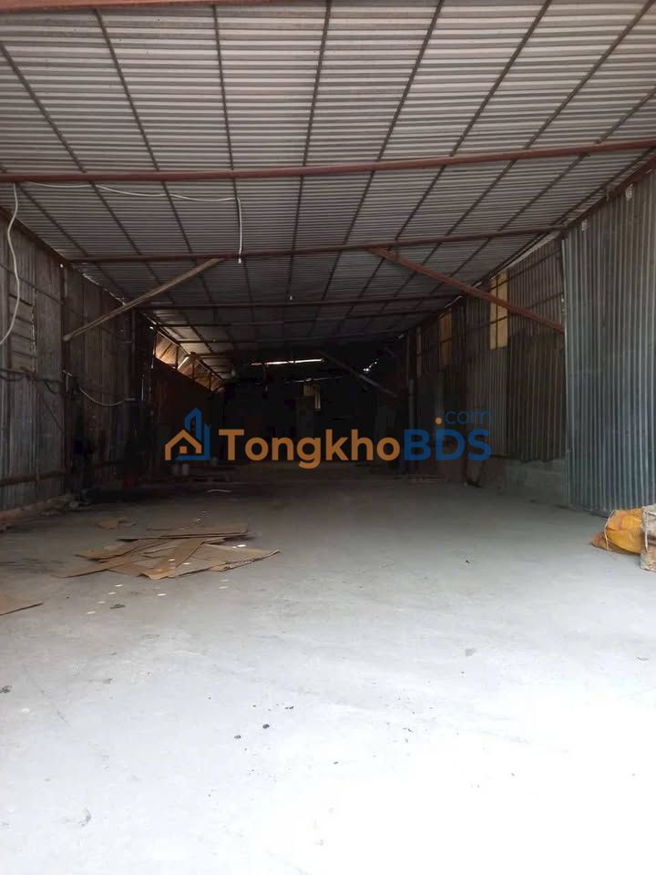 Kho xưởng Dĩ An 340m² 15 triệu/tháng - Hoạt động ngay