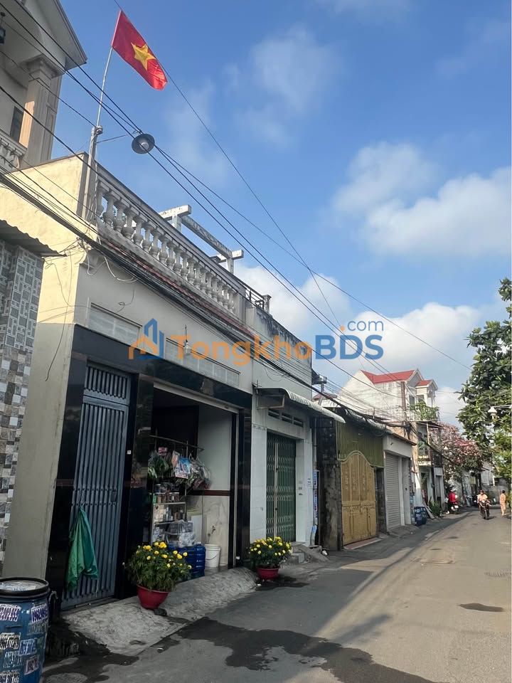 Nhà mặt tiền Phan Bội Châu Dĩ An 114m² 4.95 tỷ - Sẵn sàng ở