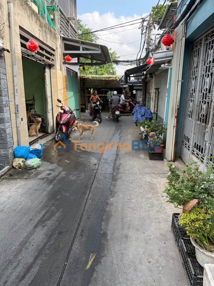 Nhà riêng QL50 Bình Hưng 42m2 giá 2.45 tỷ - Chính chủ