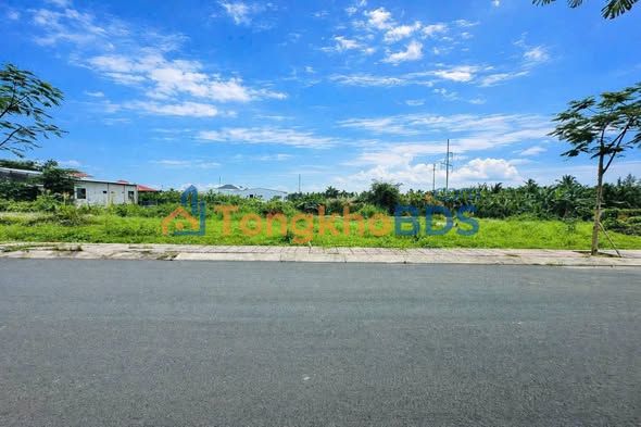 Đất nền Phường 3 Vĩnh Long 87m² giá 1.4 tỷ - Đường to ô tô