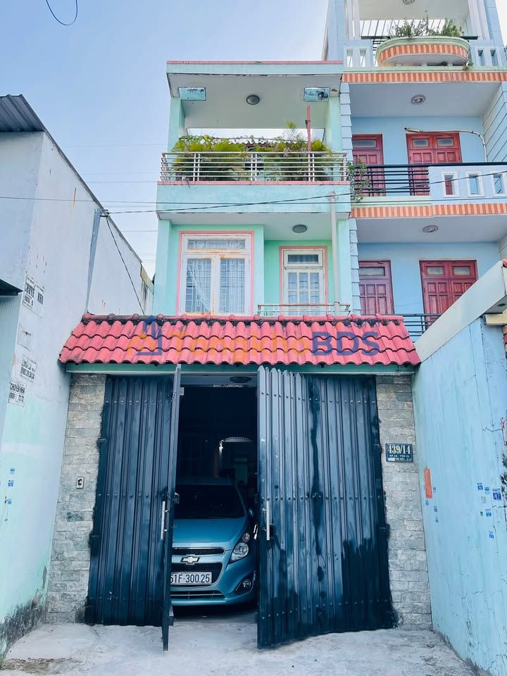 Nhà mặt tiền Q12 đường 439 100m2 6,5 tỷ - Ô tô vào tận nhà