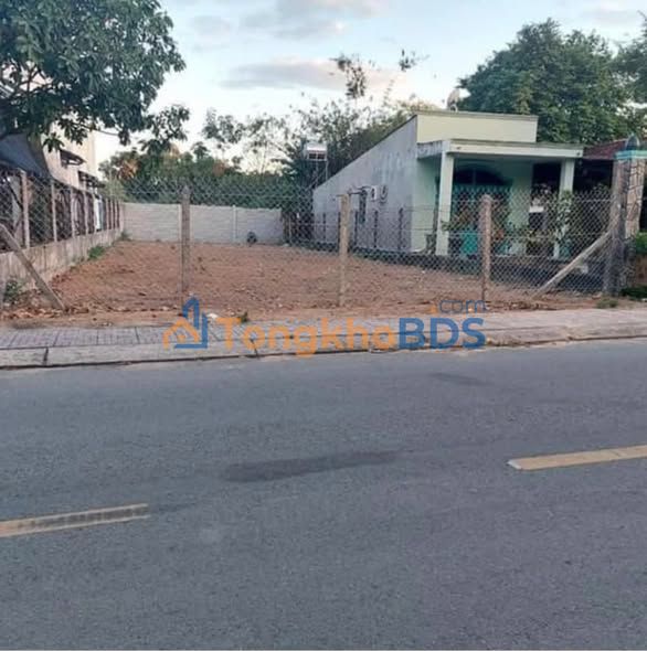 Đất nền Đường Lương Hòa Bình Chánh 90m² 2,5 tỷ - Sổ đỏ chính chủ