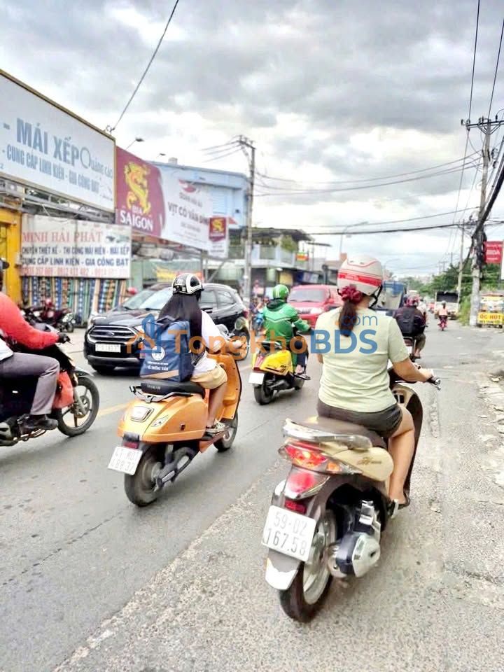 Nhà phố Nguyễn Thị Búp Q12 86m² 6.8 tỷ - Mặt tiền kinh doanh