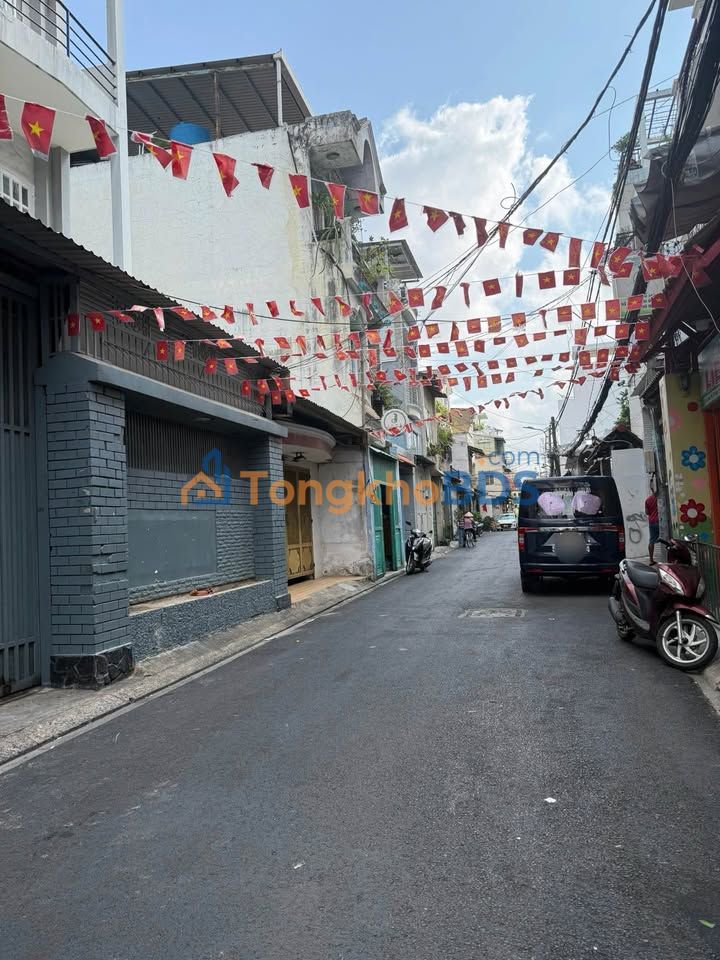 Nhà Phú Thọ Hòa 40m² 5.99 tỷ – Ô tô vào tận nhà