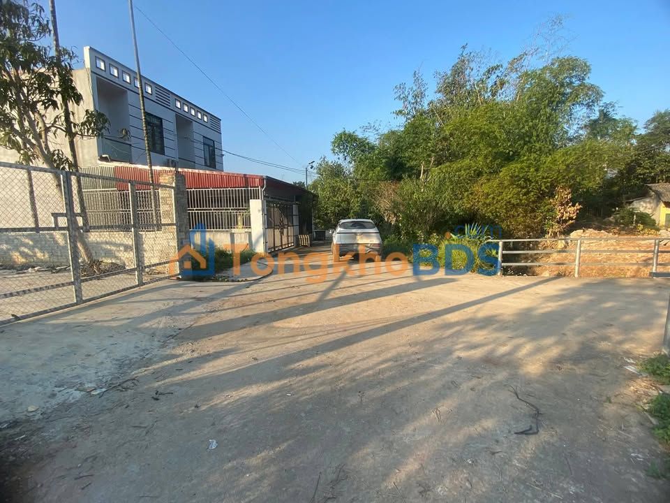 Đất thổ cư Trần Phú Lục Yên 200m² 1 tỷ - Sổ đỏ chính chủ