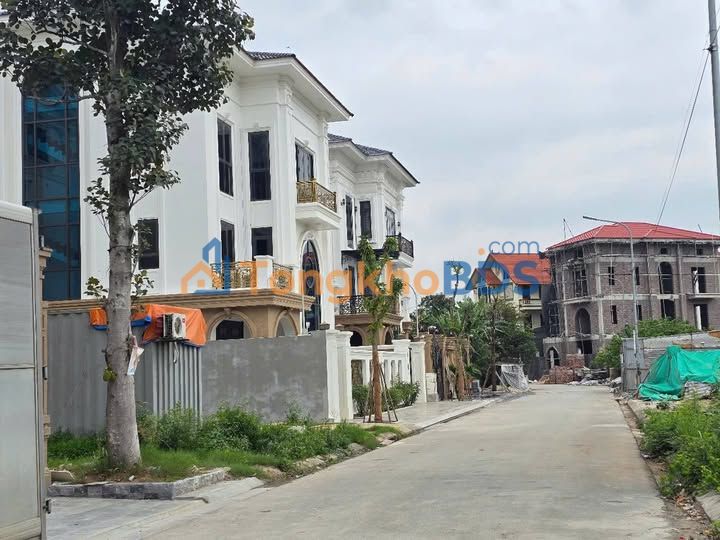 Townhouse 270m2 Nguyễn Trãi Bắc Ninh 19 tỷ - Đầu tư sinh lời