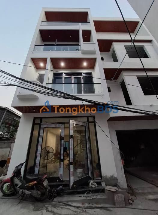 Nhà Hạ Long 63m² 3 tỷ - Ô tô đỗ cửa, sẵn ở