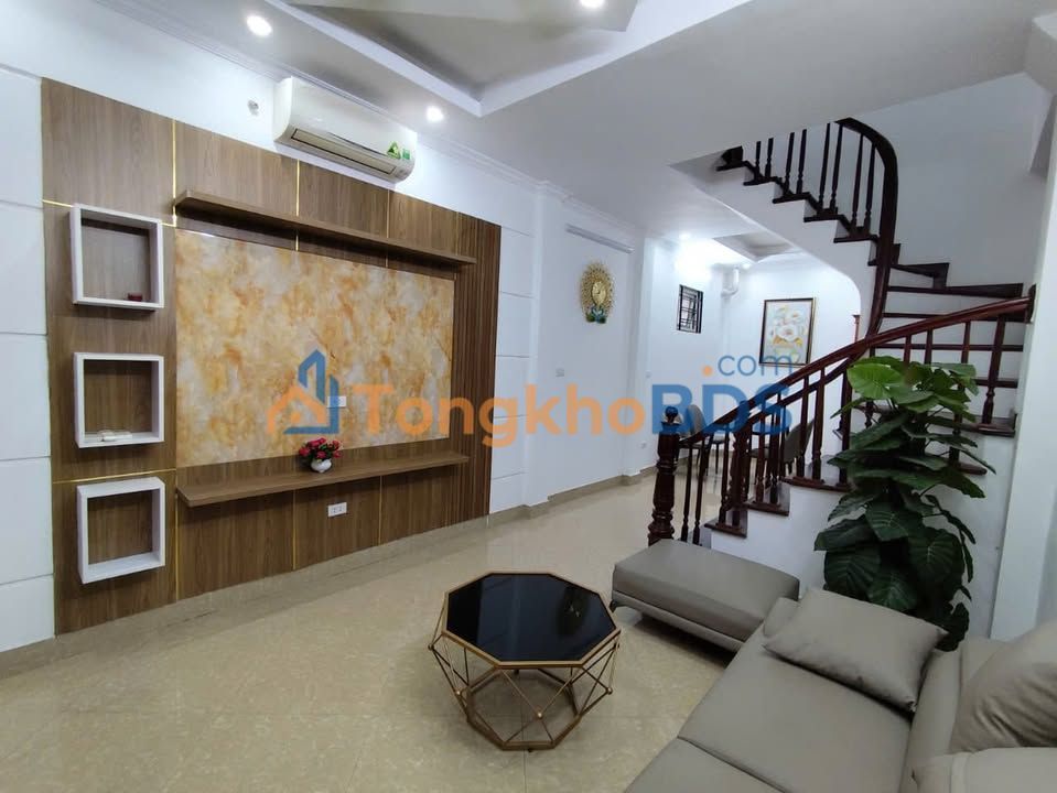 Nhà phố Đại La Hai Bà Trưng 45m² 10 tỷ - Chính chủ bán gấp