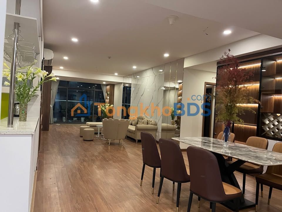 Căn hộ Iris Garden Trần Hữu Dực 135m² giá 19 triệu - Bàn giao ngay