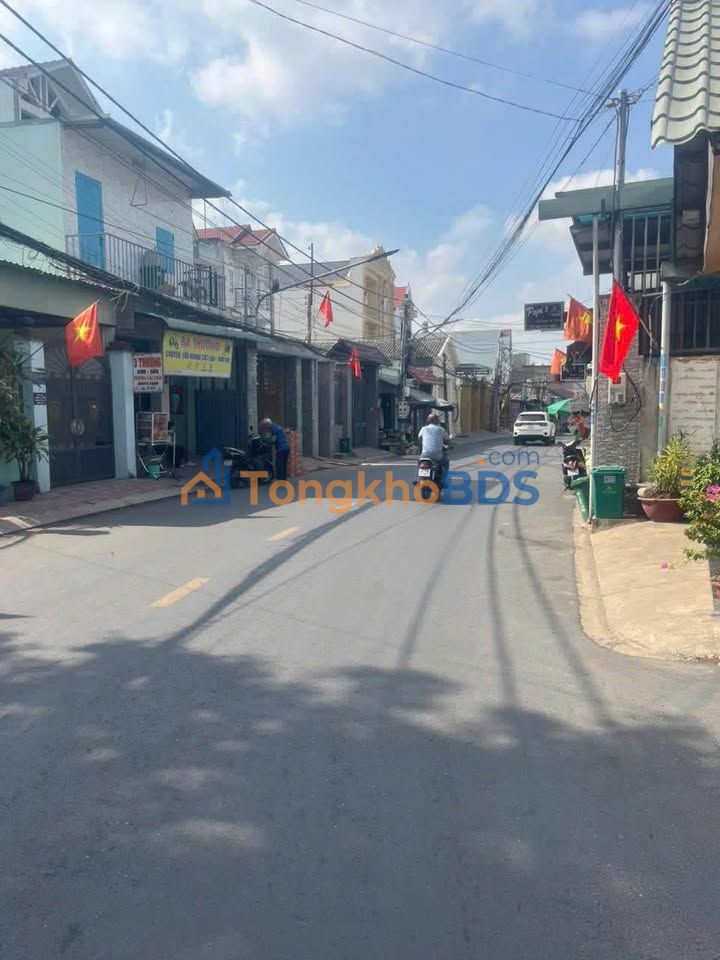 Nhà riêng Nguyễn Văn Tiên Biên Hòa 208m² 3.999 tỷ - Chính chủ bán