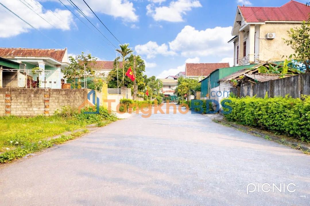 Đất nền Nam Bình Hà Tĩnh 155m² 2.3 tỷ - Đường ô tô rộng