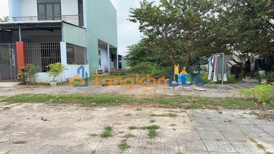 Đất Duy Tân Tam Kỳ 138m² 2.6 tỷ - Đường to ô tô