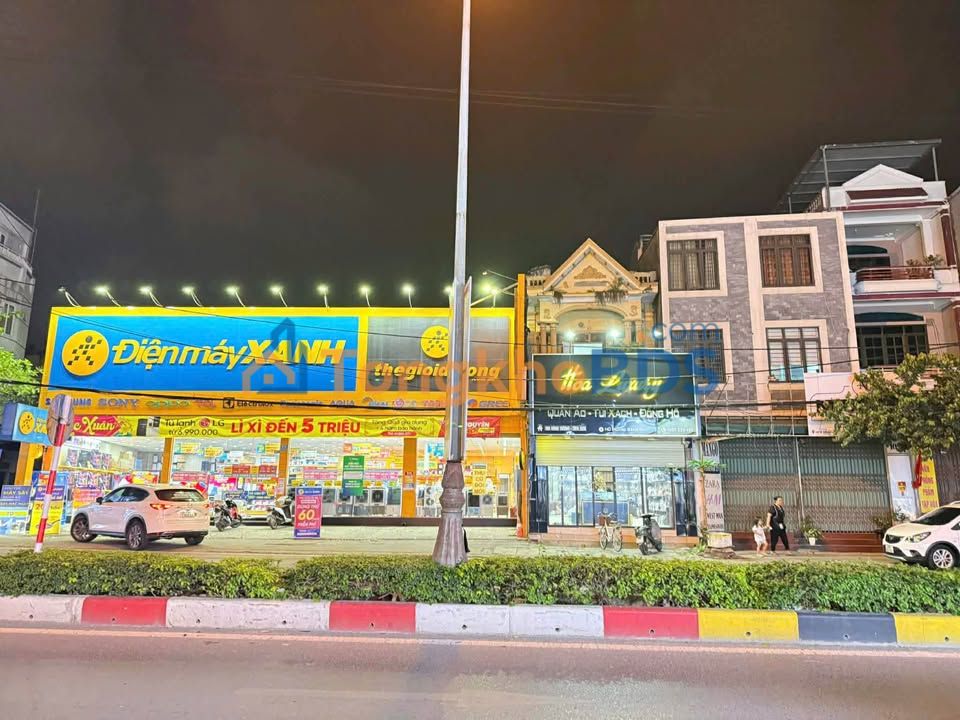 Nhà 2 tầng Hùng Vương Vĩnh Yên 115,5m² giá 7.9 tỷ - Ô tô vào tận nhà