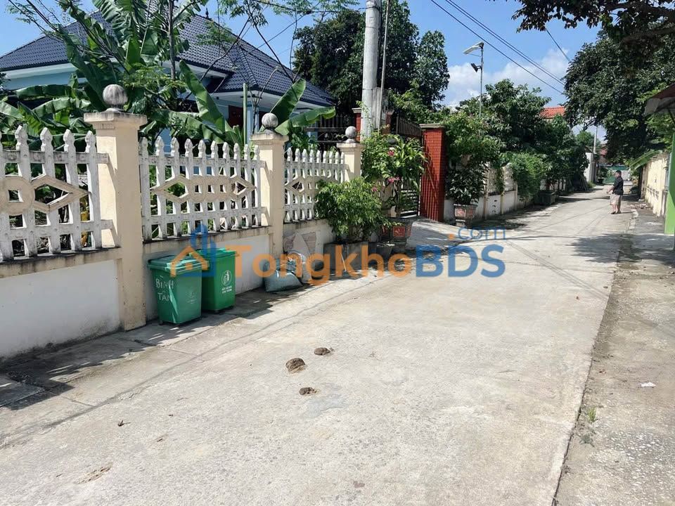 Đất nền Đông Hoàng 110m² 690 triệu - Đường ô tô tránh nhau