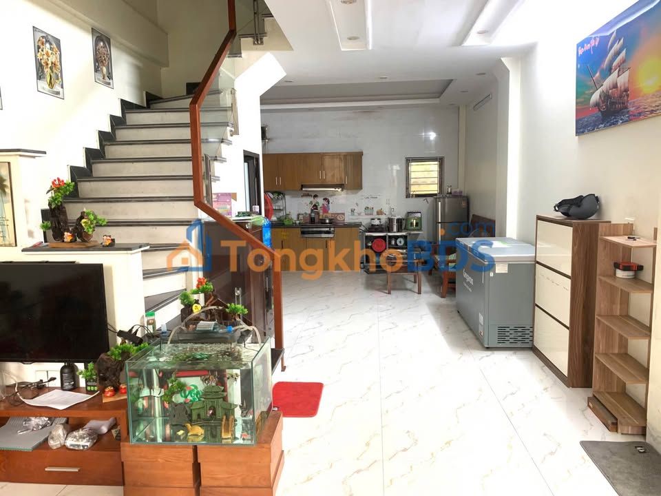 Nhà riêng Cao Thắng Móng Cái 54,7m² 3 tỷ - Sẵn sàng ở ngay