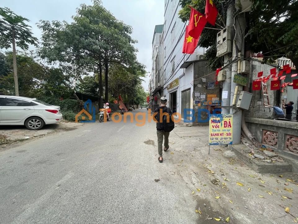 Căn hộ Phố Hoè Thị Nam Từ Liêm 47m² 11 tỷ - View đẹp sẵn ở