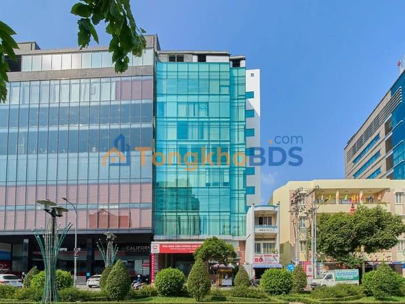 Nhà riêng Phan Xích Long 65m² 32 triệu - Sẵn sàng ở ngay