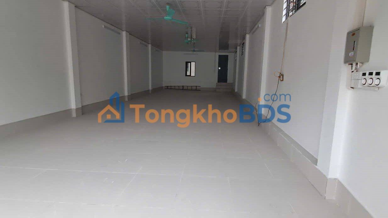 Nhà nguyên căn Bồ Đề 165m² 30 triệu - Sẵn sàng ở ngay