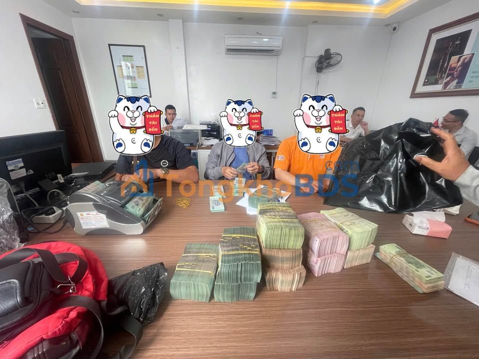 Nhà Lãn Ông Hồng Bàng 92m² giá 24 tỷ - Ô tô vào nhà