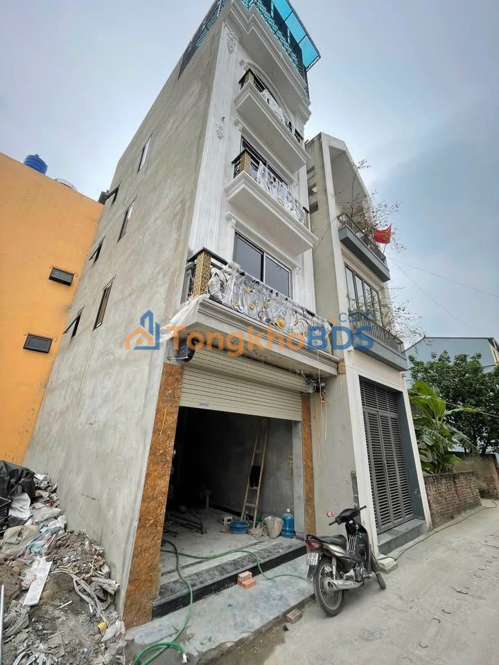 Nhà phố Phú Nghĩa Chương Mỹ 38m² giá 5.1 tỷ - Chính chủ bán gấp ô tô tránh