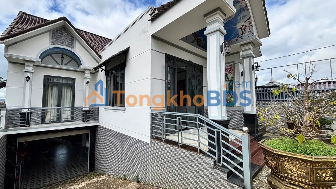 Townhouse Phường 2 Bảo Lộc 263m² 4.2 tỷ - Ô tô vào tận nhà
