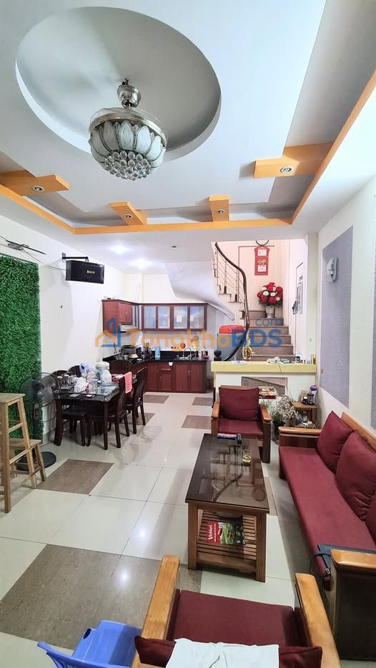 Nhà riêng Xuân La Nguyễn Hoàng Tôn 33m2 3.7 tỷ - Chính chủ bán