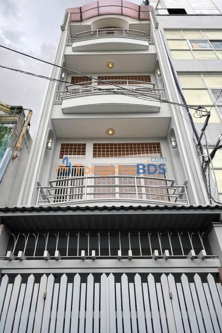 Nhà Trần Hưng Đạo Q1 50m² 15.98 tỷ - Chính chủ bán