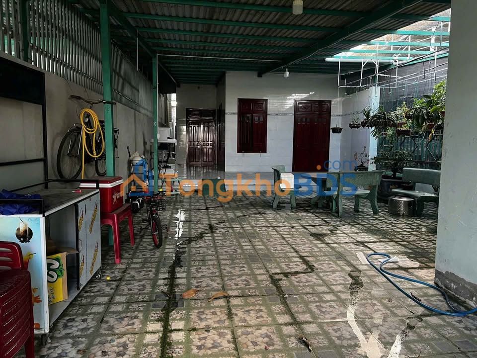 Nhà cấp 4 Hàm Thắng 184m² giá 2 tỷ - Ô tô vào tận nhà