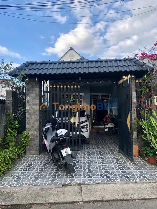 Nhà riêng Phan Văn Hớn 105m² 3.3 tỷ - Ô tô vào nhà