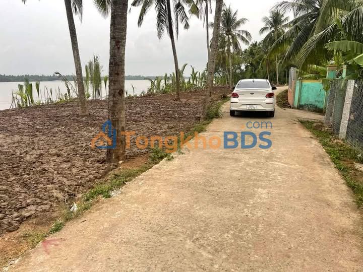 Đất nền Tân Thới Tân Phú Đông 378m² 320 triệu - Sổ đỏ chính chủ