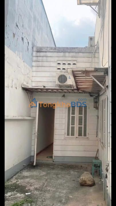 Nhà Đoàn Văn Bơ Q4 140m² 13.9 tỷ - Chính chủ bán