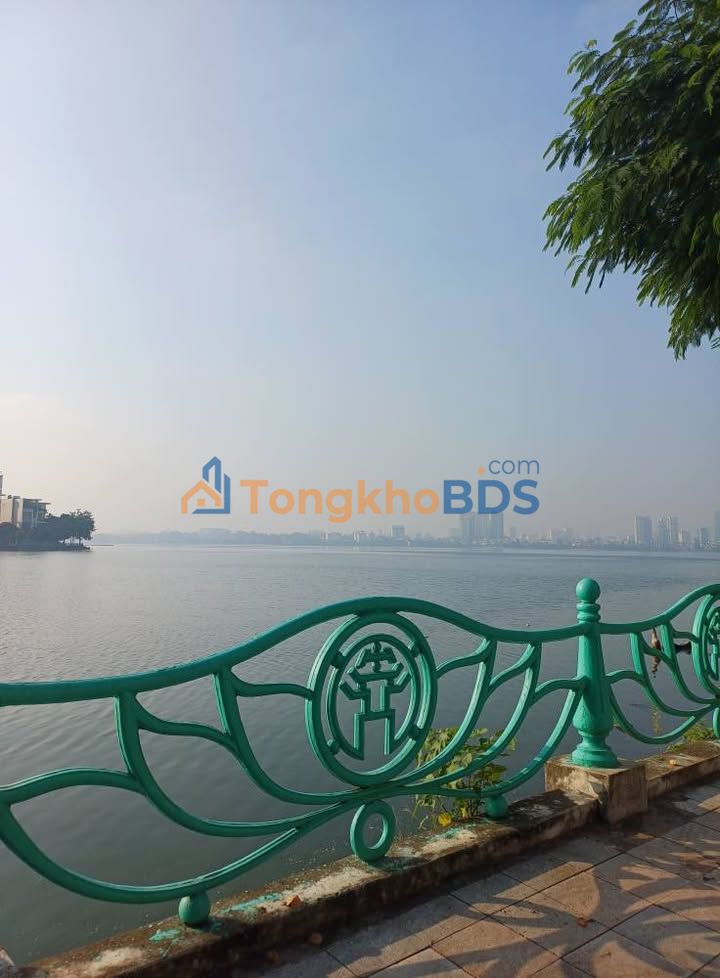 Nhà mặt phố Đặng Thai Mai Tây Hồ 120m² - Sẵn sàng ở ngay