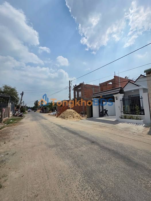 Nhà riêng Long Hoa 132m² 1.45 tỷ - Sẵn sàng ở ngay